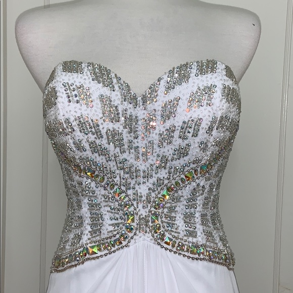 NWT Tony Bowls Evenings White Pageant Evening Gown - Picture 1 of 10